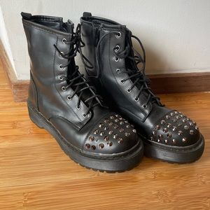 Black Studded Platform Boot size 9